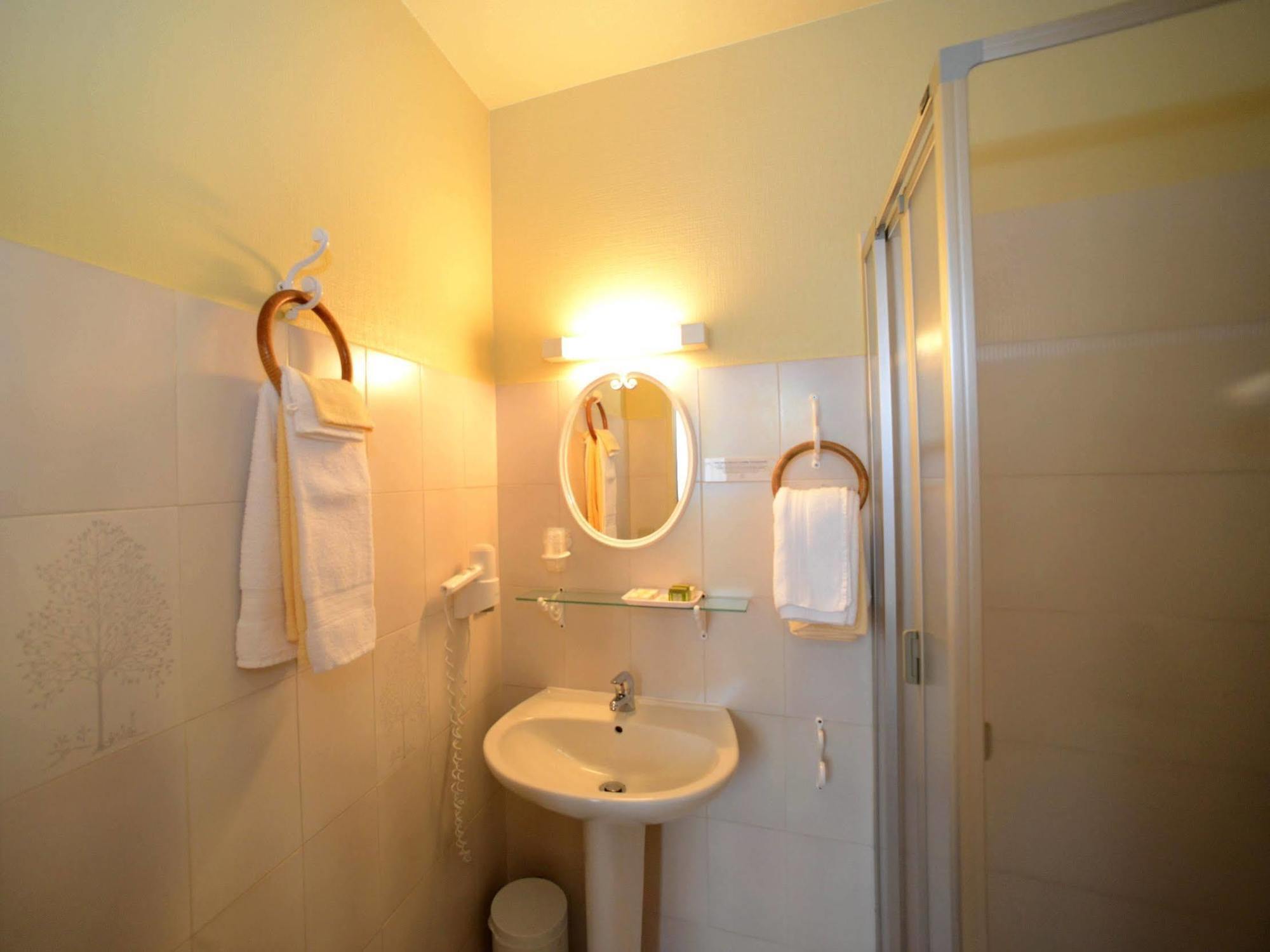 Manoir De L'acherie Hotel Sainte-Cécile